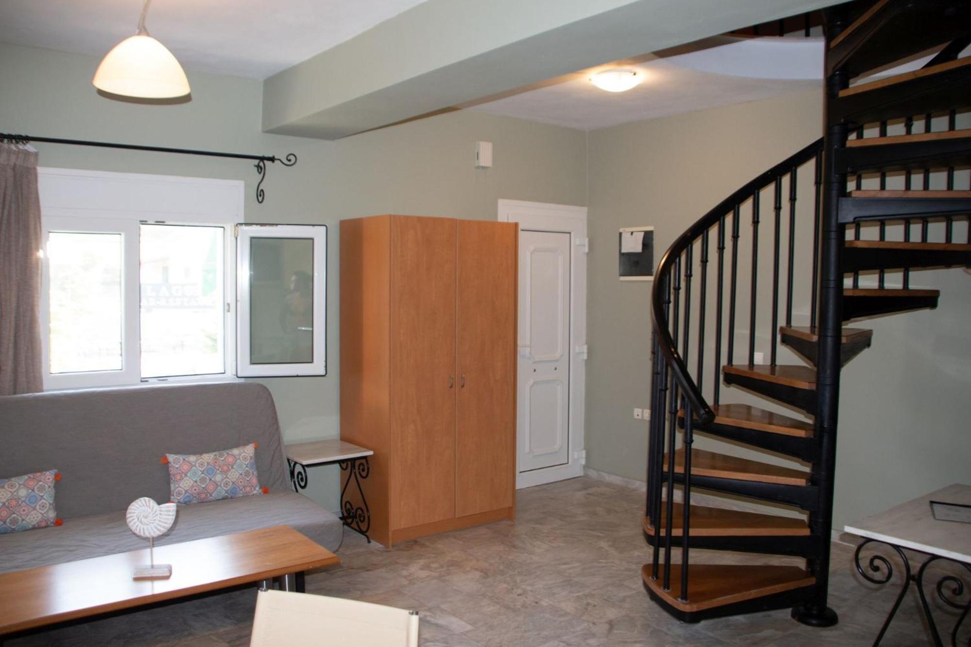 Avesta Apartments - 200M From The Beach Vasilikos  Phòng bức ảnh